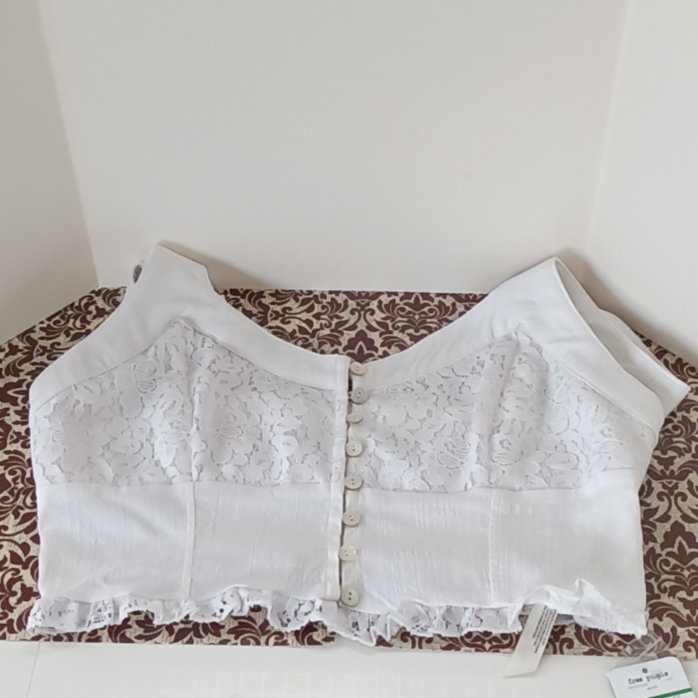 Free People Button Down Lace Crop Top Size Large NWT